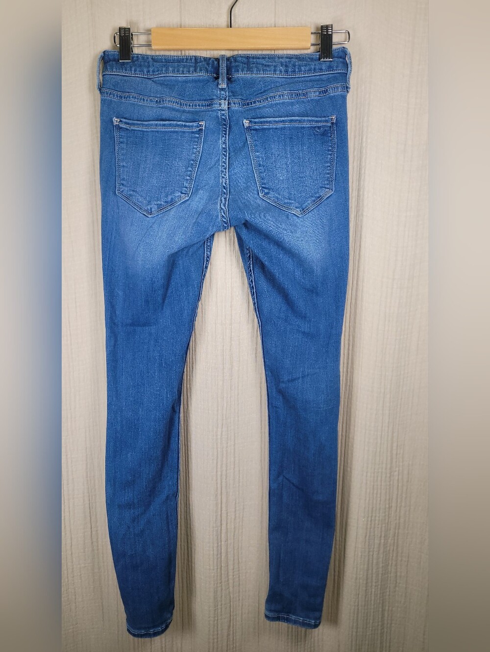 Hollister Low Rise Jean Leggings Classic Blue Distressed Skinny Jeans - 7R 28 - Picture 6 of 16